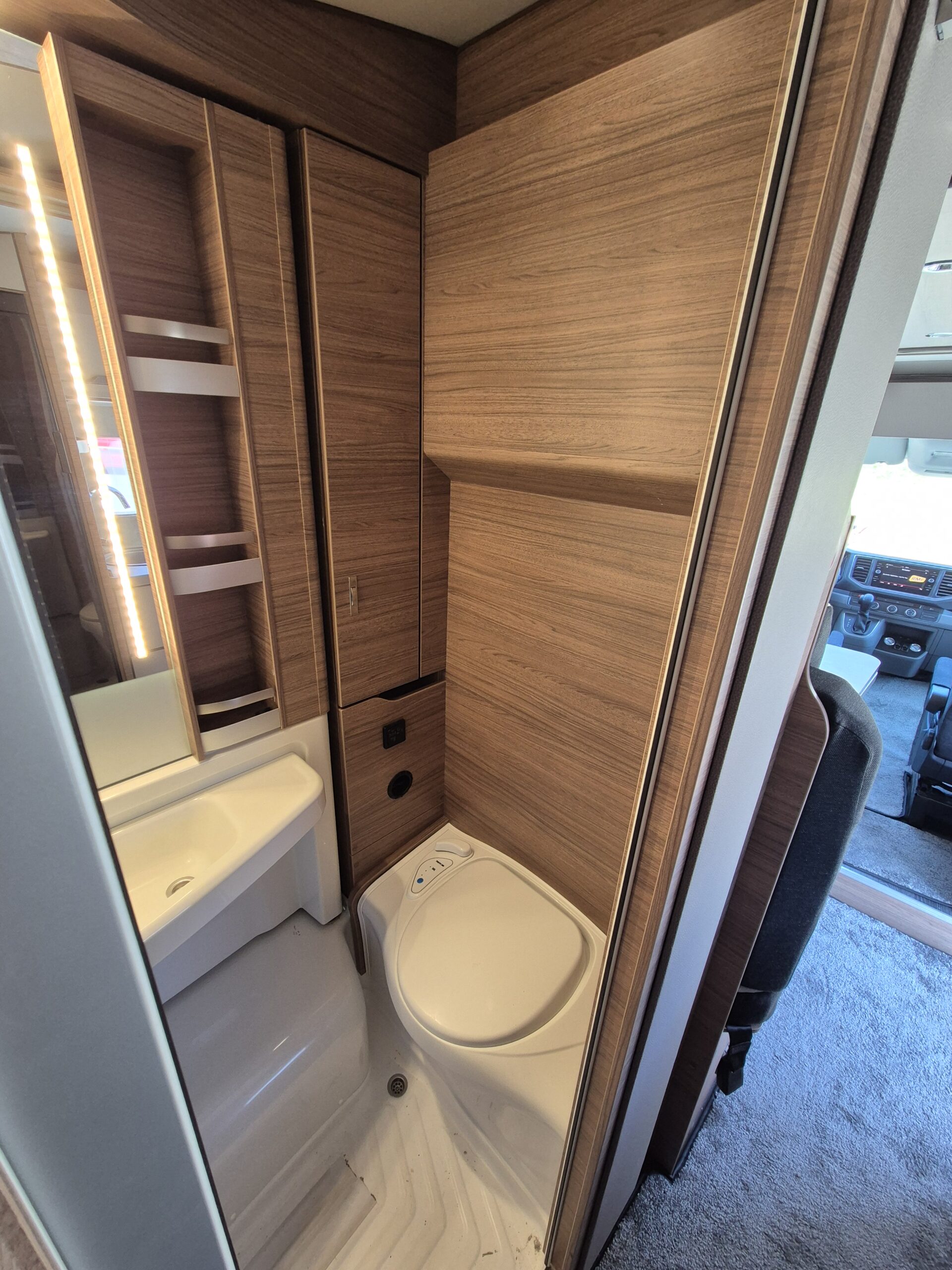 KNAUS VAN WAVE 640MEG PLATINUM SELECTION - obrazek 12