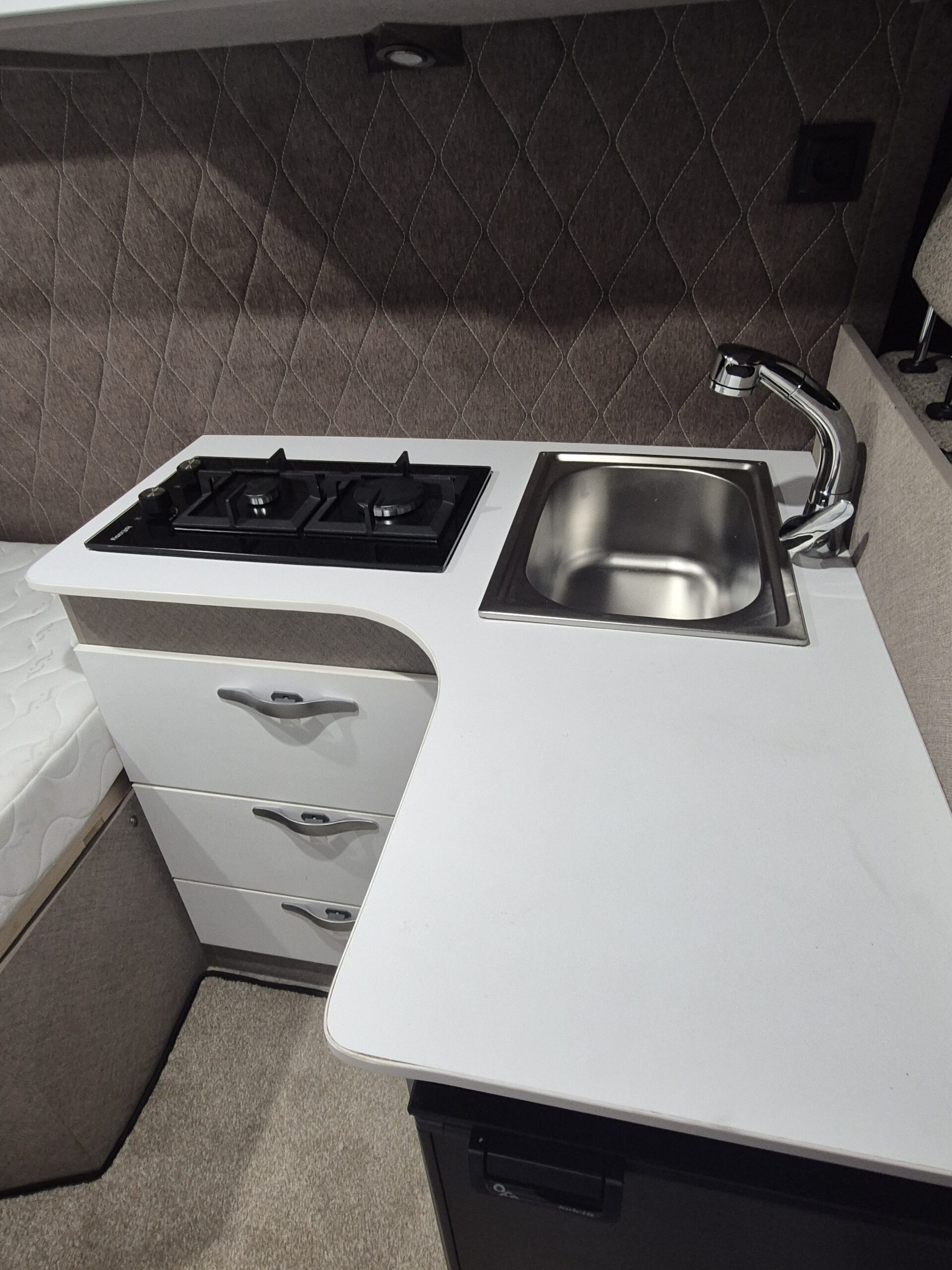 Crafter Unicorn 684 MF - obrazek 6