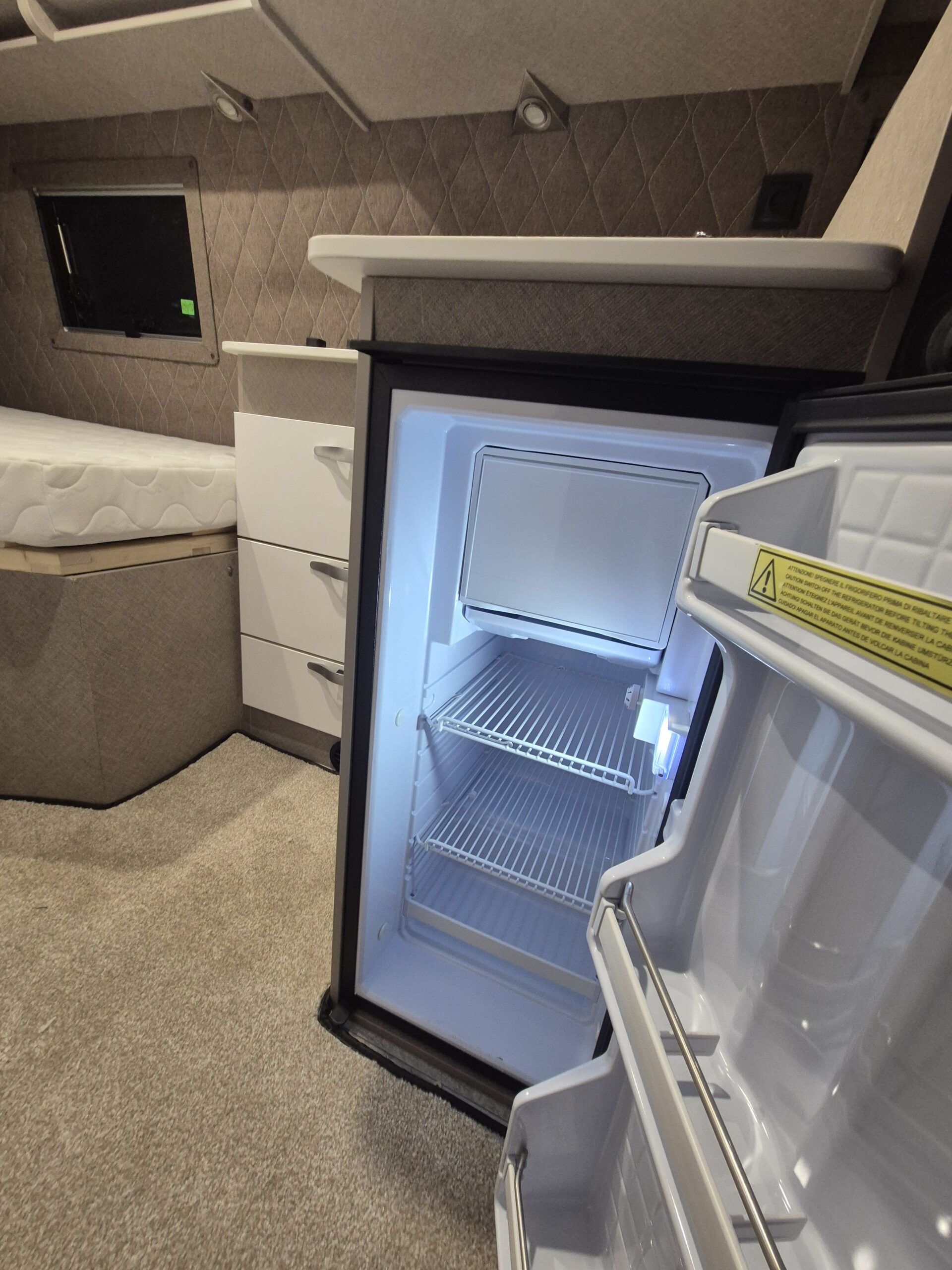 Crafter Unicorn 684 MF - obrazek 9